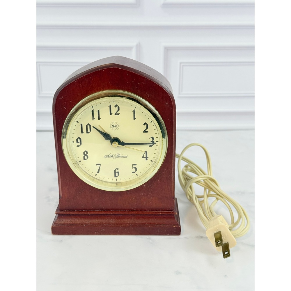 VTG Seth Thomas Wooden Desk Nightstand Clock 6 1/4" Tall Work!